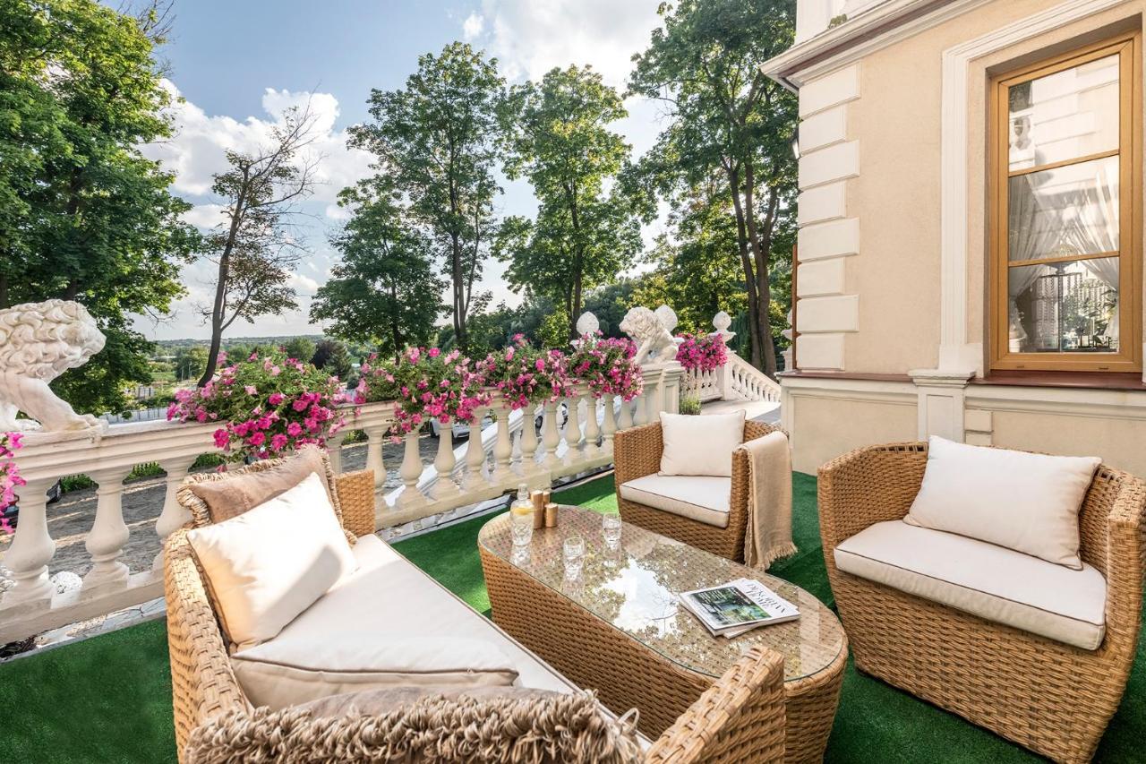 Palac Tarnowskich Hotel & Restauracja & Spa Ostrowiec Świętokrzyski Esterno foto