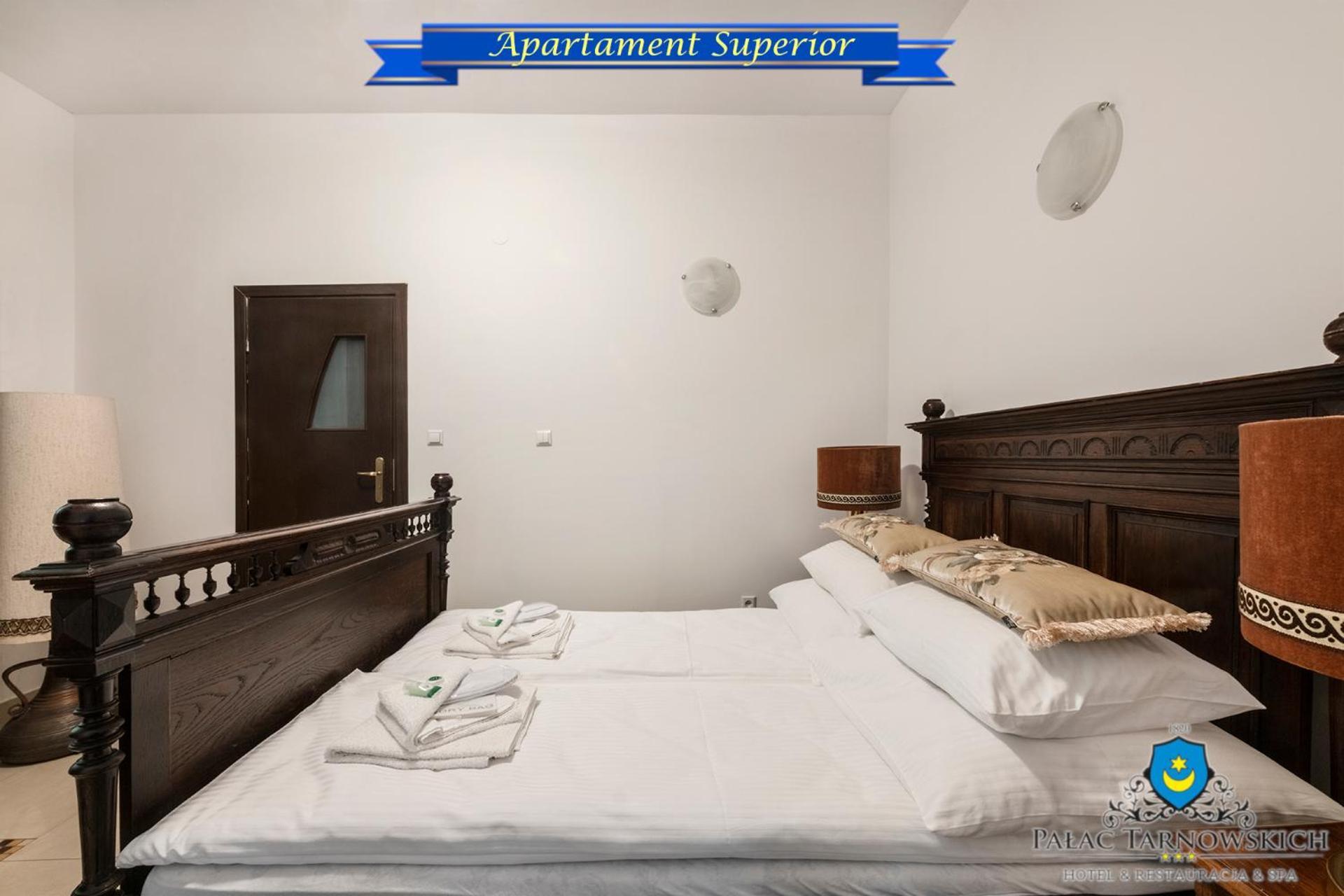 Palac Tarnowskich Hotel & Restauracja & Spa Ostrowiec Świętokrzyski Esterno foto